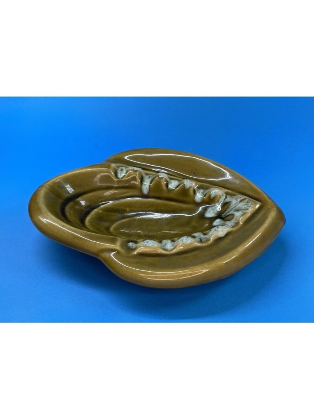 MCM Vintage Drip Glaze Pottery USA Ashtray Dish Leaf Shape 8”